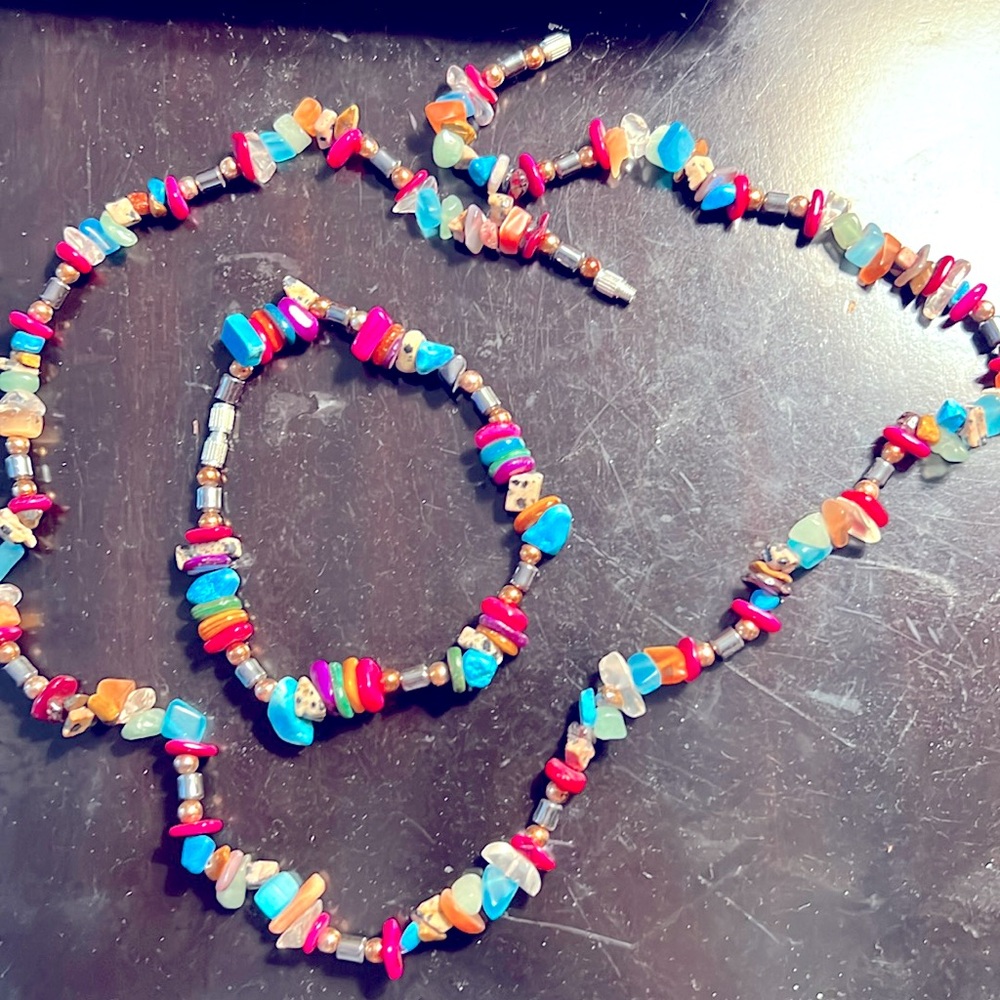 Bracelet and necklace set multi color twist clasp
